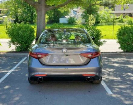 Серый Альфа Giulia, объемом двигателя 2 л и пробегом 25 тыс. км за 17300 $, фото 4 на Automoto.ua