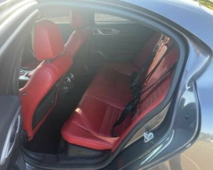 Серый Альфа Giulia, объемом двигателя 2 л и пробегом 16 тыс. км за 13000 $, фото 10 на Automoto.ua