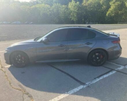 Серый Альфа Giulia, объемом двигателя 2 л и пробегом 16 тыс. км за 13000 $, фото 3 на Automoto.ua