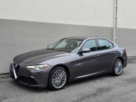 Альфа Giulia 2017 в Львове на Automoto.ua Серый Альфа Giulia, объемом двигателя 2 л и пробегом 94 тыс. км за 9000 $, фото 1 на Automoto.ua