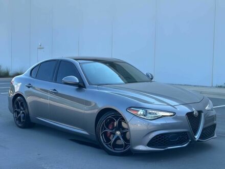 Серый Альфа Giulia, объемом двигателя 2 л и пробегом 35 тыс. км за 14400 $, фото 1 на Automoto.ua