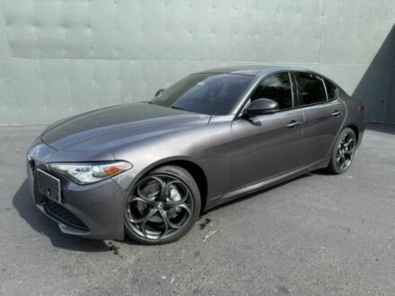 Серый Альфа Giulia, объемом двигателя 2 л и пробегом 28 тыс. км за 4000 $, фото 1 на Automoto.ua