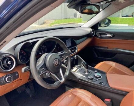 Синий Альфа Giulia, объемом двигателя 2 л и пробегом 48 тыс. км за 4800 $, фото 7 на Automoto.ua