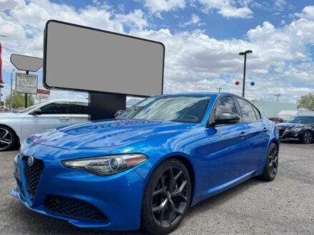 Синий Альфа Giulia, объемом двигателя 2 л и пробегом 51 тыс. км за 13600 $, фото 1 на Automoto.ua