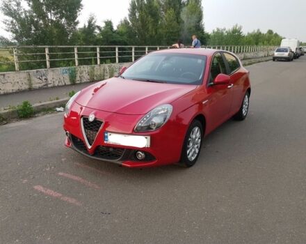 Красный Альфа Giulietta, объемом двигателя 0 л и пробегом 90 тыс. км за 16500 $, фото 1 на Automoto.ua