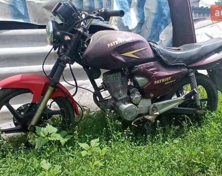 Серый Альфа Patriot, объемом двигателя 0 л и пробегом 352 тыс. км за 2200 $, фото 1 на Automoto.ua