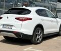 Білий Альфа stelvio, об'ємом двигуна 2 л та пробігом 137 тис. км за 27999 $, фото 4 на Automoto.ua