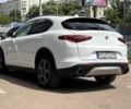 Білий Альфа stelvio, об'ємом двигуна 2 л та пробігом 137 тис. км за 27999 $, фото 6 на Automoto.ua