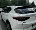 Белый Альфа stelvio, объемом двигателя 2 л и пробегом 92 тыс. км за 23900 $, фото 5 на Automoto.ua