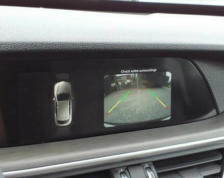 Белый Альфа stelvio, объемом двигателя 2 л и пробегом 30 тыс. км за 9800 $, фото 10 на Automoto.ua