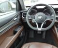 Белый Альфа stelvio, объемом двигателя 2 л и пробегом 30 тыс. км за 9800 $, фото 8 на Automoto.ua