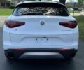 Белый Альфа stelvio, объемом двигателя 2 л и пробегом 21 тыс. км за 10000 $, фото 4 на Automoto.ua