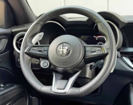 Белый Альфа stelvio, объемом двигателя 2 л и пробегом 20 тыс. км за 13000 $, фото 14 на Automoto.ua