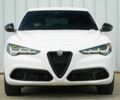 Белый Альфа stelvio, объемом двигателя 2 л и пробегом 20 тыс. км за 13000 $, фото 1 на Automoto.ua