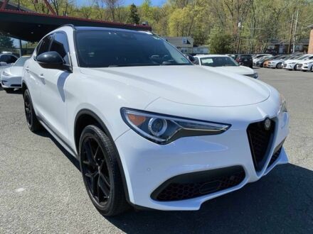 Білий Альфа stelvio, об'ємом двигуна 2 л та пробігом 87 тис. км за 18500 $, фото 1 на Automoto.ua