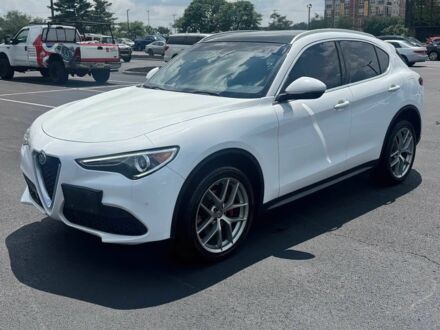 Белый Альфа stelvio, объемом двигателя 2 л и пробегом 30 тыс. км за 10700 $, фото 1 на Automoto.ua