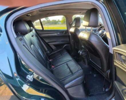 Черный Альфа stelvio, объемом двигателя 2 л и пробегом 32 тыс. км за 6500 $, фото 9 на Automoto.ua