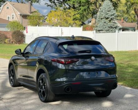 Черный Альфа stelvio, объемом двигателя 2 л и пробегом 32 тыс. км за 15000 $, фото 4 на Automoto.ua