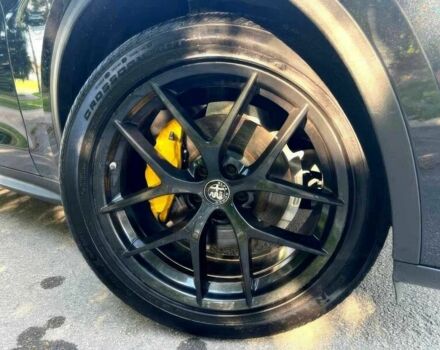 Черный Альфа stelvio, объемом двигателя 2 л и пробегом 33 тыс. км за 9900 $, фото 13 на Automoto.ua