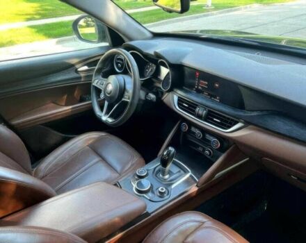 Черный Альфа stelvio, объемом двигателя 2 л и пробегом 33 тыс. км за 9900 $, фото 8 на Automoto.ua