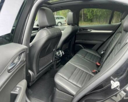 Черный Альфа stelvio, объемом двигателя 2 л и пробегом 11 тыс. км за 20500 $, фото 12 на Automoto.ua