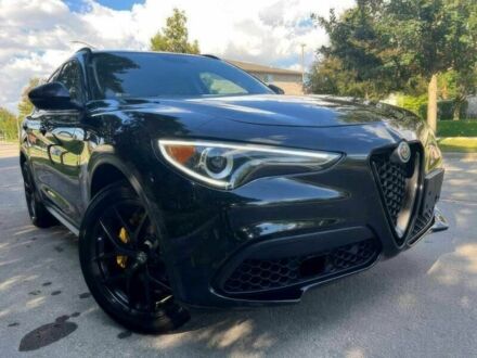 Черный Альфа stelvio, объемом двигателя 2 л и пробегом 33 тыс. км за 9900 $, фото 1 на Automoto.ua