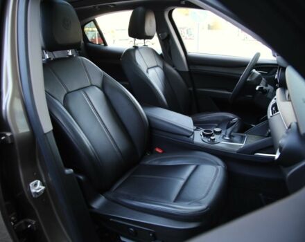 Коричневый Альфа stelvio, объемом двигателя 2 л и пробегом 32 тыс. км за 23000 $, фото 12 на Automoto.ua