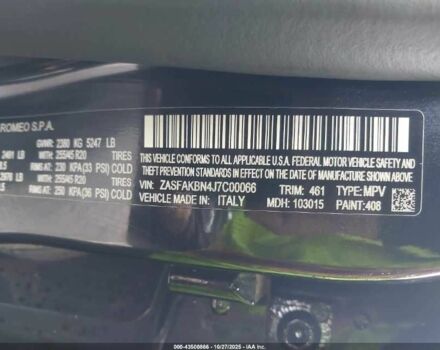 Красный Альфа stelvio, объемом двигателя 2 л и пробегом 30 тыс. км за 5000 $, фото 7 на Automoto.ua