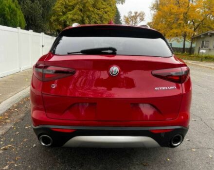 Красный Альфа stelvio, объемом двигателя 2 л и пробегом 41 тыс. км за 9900 $, фото 6 на Automoto.ua