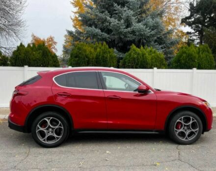 Красный Альфа stelvio, объемом двигателя 2 л и пробегом 41 тыс. км за 9900 $, фото 3 на Automoto.ua