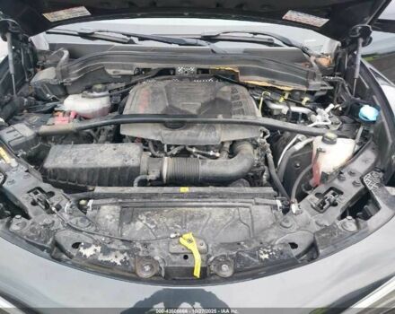 Красный Альфа stelvio, объемом двигателя 2 л и пробегом 30 тыс. км за 5000 $, фото 8 на Automoto.ua