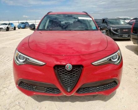 Красный Альфа stelvio, объемом двигателя 2 л и пробегом 54 тыс. км за 5000 $, фото 4 на Automoto.ua