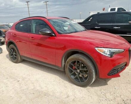Красный Альфа stelvio, объемом двигателя 2 л и пробегом 54 тыс. км за 5000 $, фото 3 на Automoto.ua