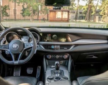 Серый Альфа stelvio, объемом двигателя 0 л и пробегом 65 тыс. км за 11500 $, фото 14 на Automoto.ua