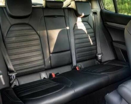 Серый Альфа stelvio, объемом двигателя 0 л и пробегом 65 тыс. км за 11500 $, фото 15 на Automoto.ua