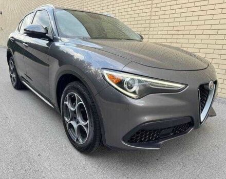 Серый Альфа stelvio, объемом двигателя 2 л и пробегом 37 тыс. км за 5400 $, фото 3 на Automoto.ua