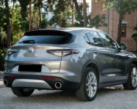 Серый Альфа stelvio, объемом двигателя 0 л и пробегом 65 тыс. км за 11500 $, фото 5 на Automoto.ua