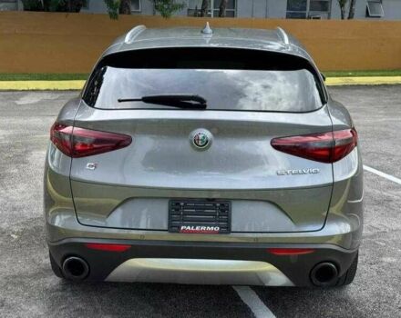 Серый Альфа stelvio, объемом двигателя 2 л и пробегом 47 тыс. км за 4300 $, фото 2 на Automoto.ua