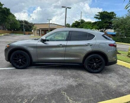 Серый Альфа stelvio, объемом двигателя 2 л и пробегом 47 тыс. км за 4300 $, фото 1 на Automoto.ua