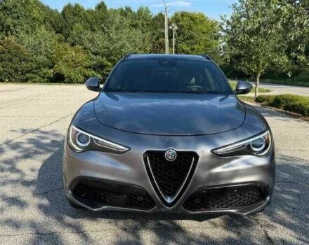 Серый Альфа stelvio, объемом двигателя 2 л и пробегом 88 тыс. км за 6500 $, фото 1 на Automoto.ua