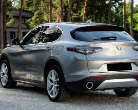 Серый Альфа stelvio, объемом двигателя 0 л и пробегом 65 тыс. км за 11500 $, фото 7 на Automoto.ua