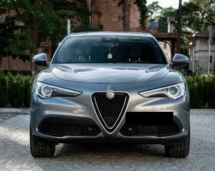 Серый Альфа stelvio, объемом двигателя 0 л и пробегом 65 тыс. км за 11500 $, фото 1 на Automoto.ua
