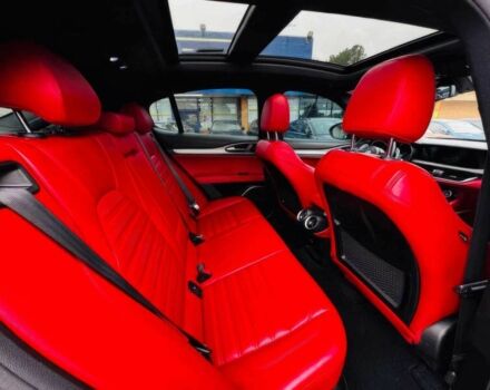 Сірий Альфа stelvio, об'ємом двигуна 2 л та пробігом 43 тис. км за 16300 $, фото 10 на Automoto.ua