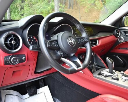 Сірий Альфа stelvio, об'ємом двигуна 2 л та пробігом 34 тис. км за 14300 $, фото 7 на Automoto.ua