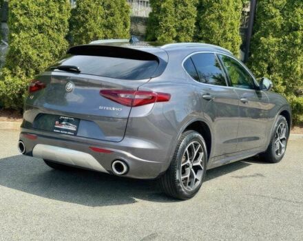 Сірий Альфа stelvio, об'ємом двигуна 2 л та пробігом 39 тис. км за 12200 $, фото 2 на Automoto.ua