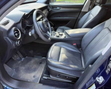 Синий Альфа stelvio, объемом двигателя 2 л и пробегом 41 тыс. км за 5600 $, фото 8 на Automoto.ua