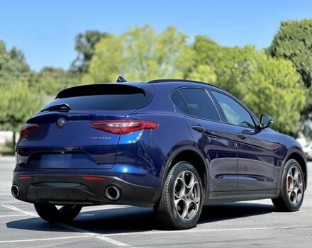 Синий Альфа stelvio, объемом двигателя 2 л и пробегом 30 тыс. км за 17000 $, фото 4 на Automoto.ua