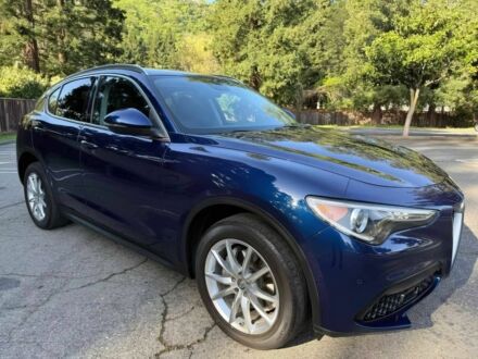 Синий Альфа stelvio, объемом двигателя 2 л и пробегом 41 тыс. км за 5600 $, фото 1 на Automoto.ua