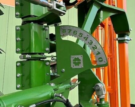 Амазоні Другая, об'ємом двигуна 0 л та пробігом 0 тис. км за 111695 $, фото 7 на Automoto.ua