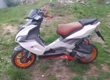 Априлия 3302, объемом двигателя 2.3 л и пробегом 0 тыс. км за 1200 $, фото 1 на Automoto.ua